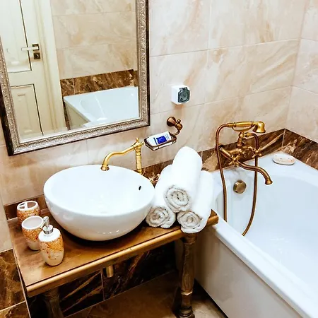 Vip-kvartira Leningradskaya 3 *