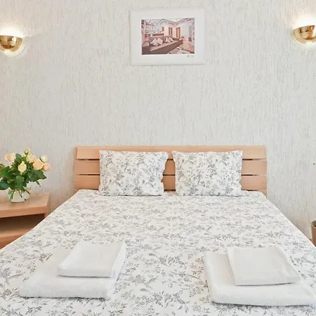 Vip-kvartira Leningradskaya 3 Apartment