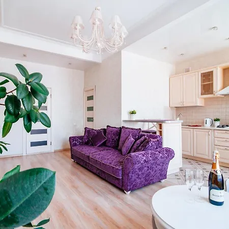 Vip-kvartira Leningradskaya 3 Apartment