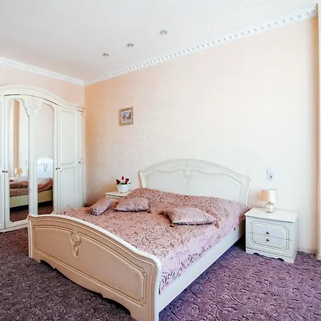 Vip-kvartira Leningradskaya 3 Apartment